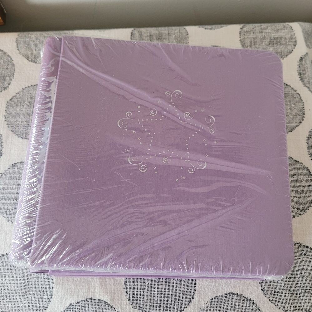 Creative Memories 7x7 Embossed Purple and Silver Star Scrapbook Album - Picture 2 of 4